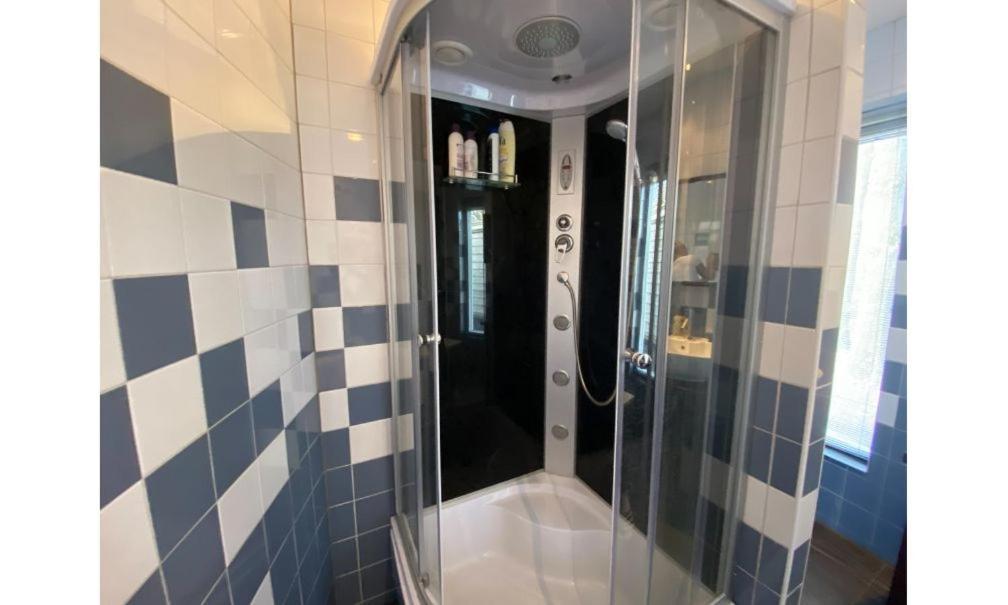 De Paddestoel Villa Wateren Ngoại thất bức ảnh
